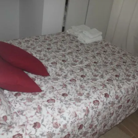 Isaura Henriques * بينيش